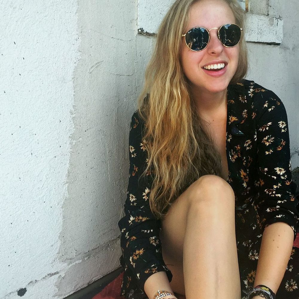Meet your Posher, Chloe